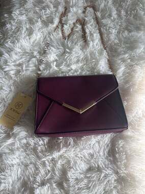 KKXIU Women's Faux Leather Envelope Clutch Crossbody Bag in Burgundy